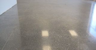 Обеспыливание бетонного пола Белово, цена от 358 руб.